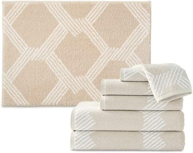 Scott Living Bath Towel & Bath Rug Combo Abstract Rainy