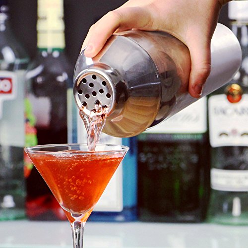 Manhattan Cocktail Shaker by bar@drinkstuff (28 oz / 750ml - 26cm Tall) Stainless Steel 3 Piece Cocktail Shaker with Strainer - Image 5
