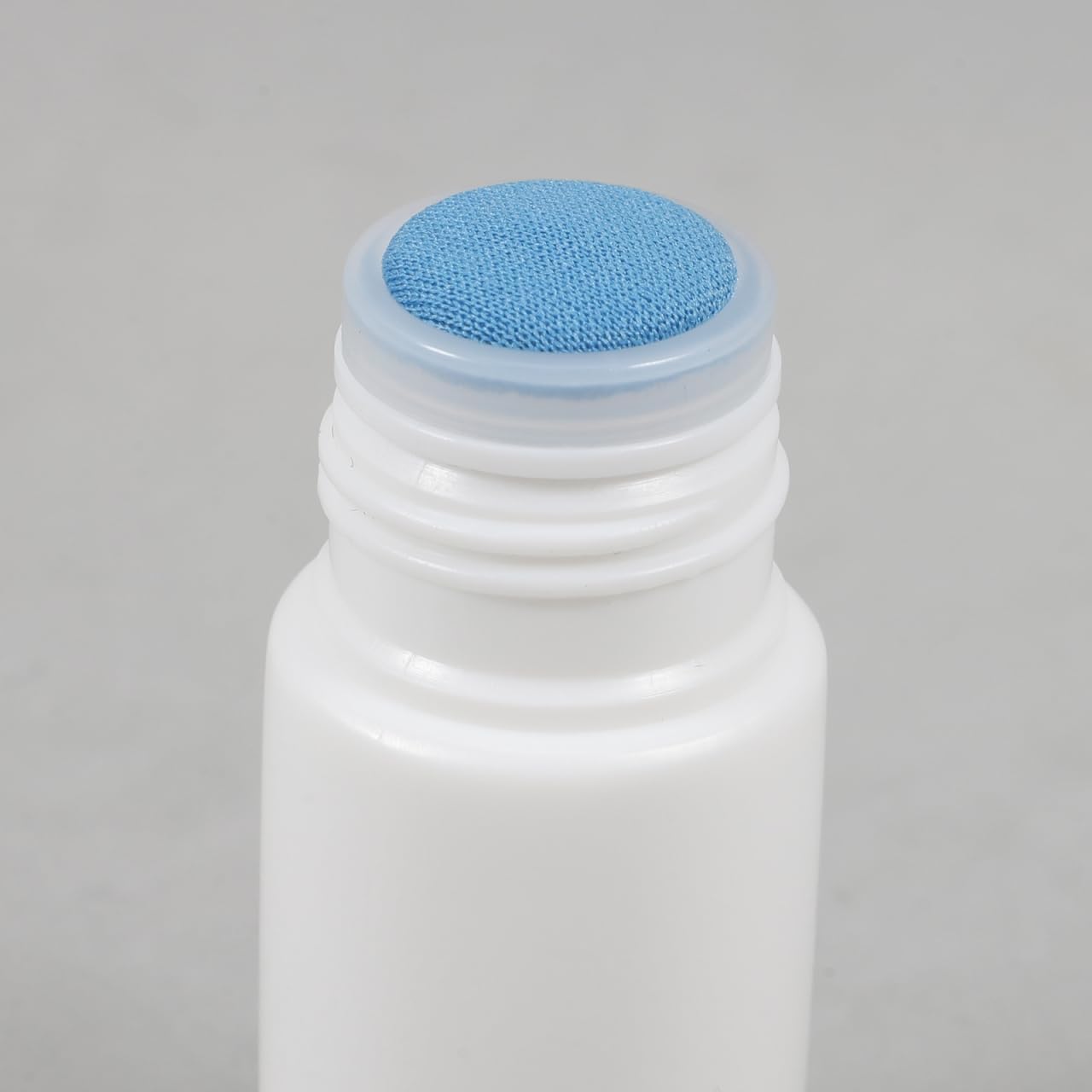 ABOOFAN 6pcs Sponge Tip Applicator Bottles, 20ml Empty Refillable Plastic Liquid Daubers with Leakproof Cover for Glue, Moistener, Deodorant, Essential Oil, Compact Travel Size