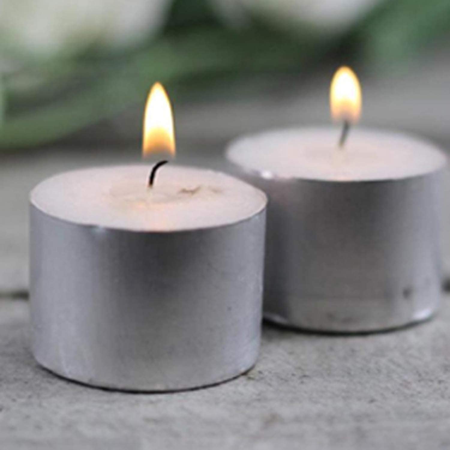 Chibro Unscented Tea Lights Candles in Bulk, Smokeless, Dripless & Long Lasting Paraffin Tea Candles | Small Votive Mini Tealight Candles for Home, Pool, Shabbat, Weddings (25 Pack, Big White)