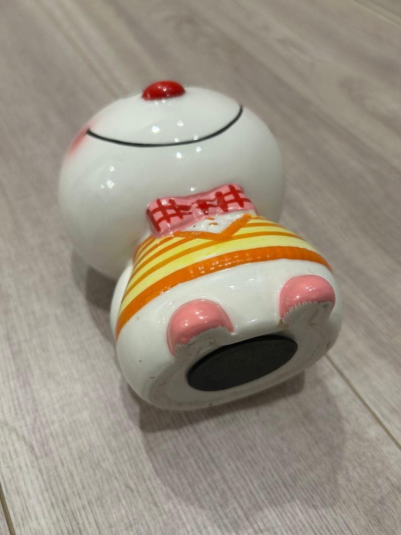 Amazon.co.jp: レトロ 内藤ルネ 陶器製 ネコ 貯金箱 RUNE : おもちゃ
