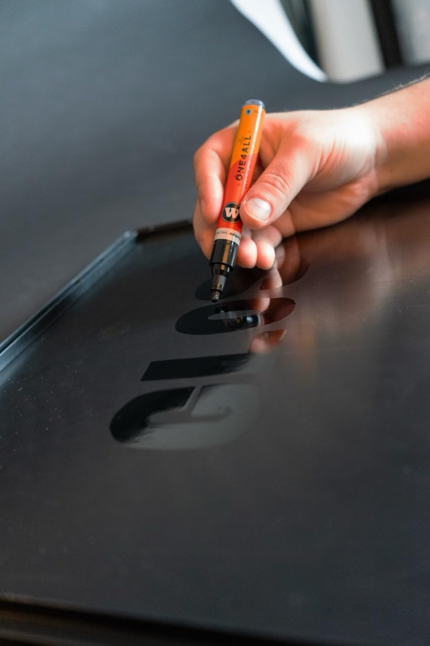 MOLOTOW ONE4ALL 227HS - Pennarello a vernice ricaricabile, 4 mm, #252, nero lucido