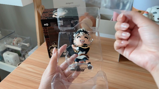 Amazon.com: Youtooz Black Clover Vinyl Figurine Asta 12 cm : Toys