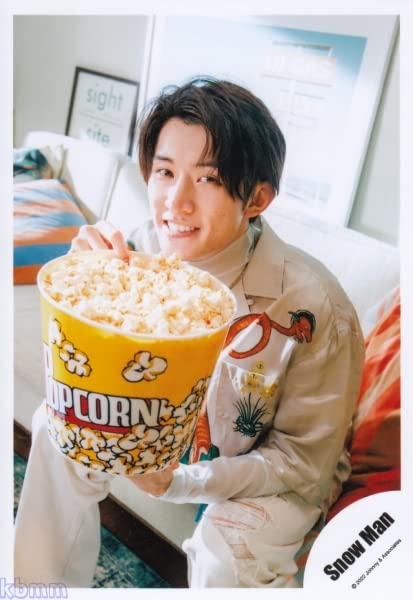 Amazon.co.jp: Snow Man 公式 生 写真（向井康二）SM01779 : おもちゃ