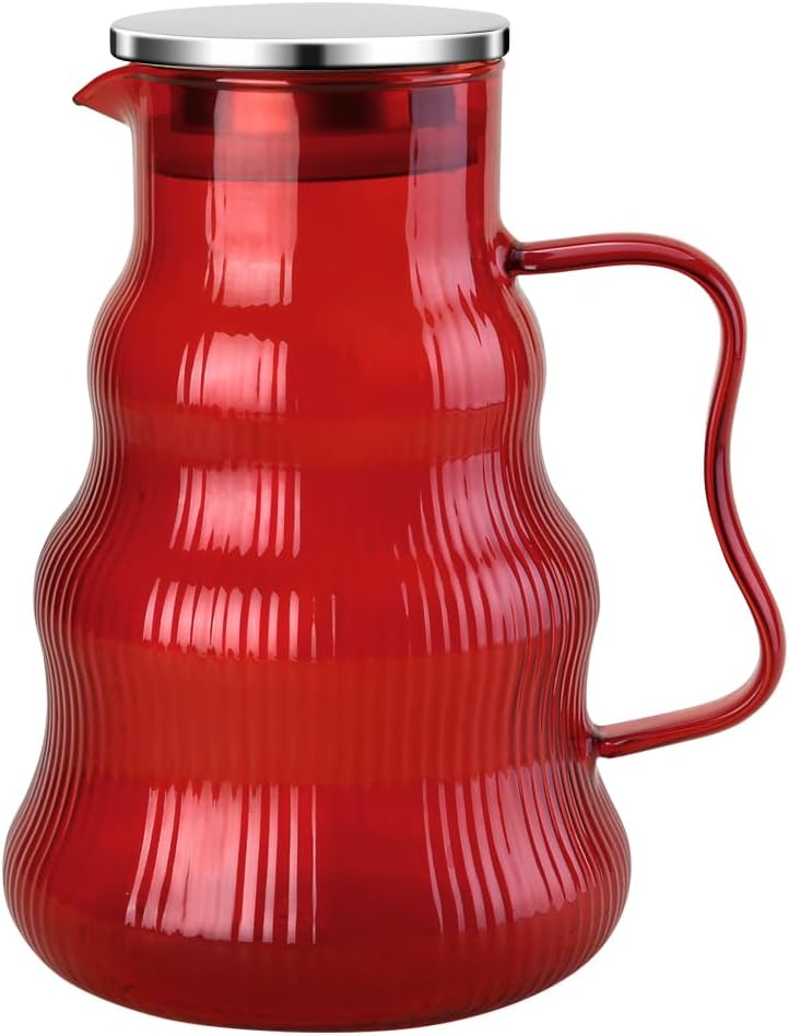 High Borosilicate Glass pitcher—Christmas tree design, dopamine-hued color scheme. Beyond serving as a vessel for all beverages, it makes an ideal gift or festive decor piece.
