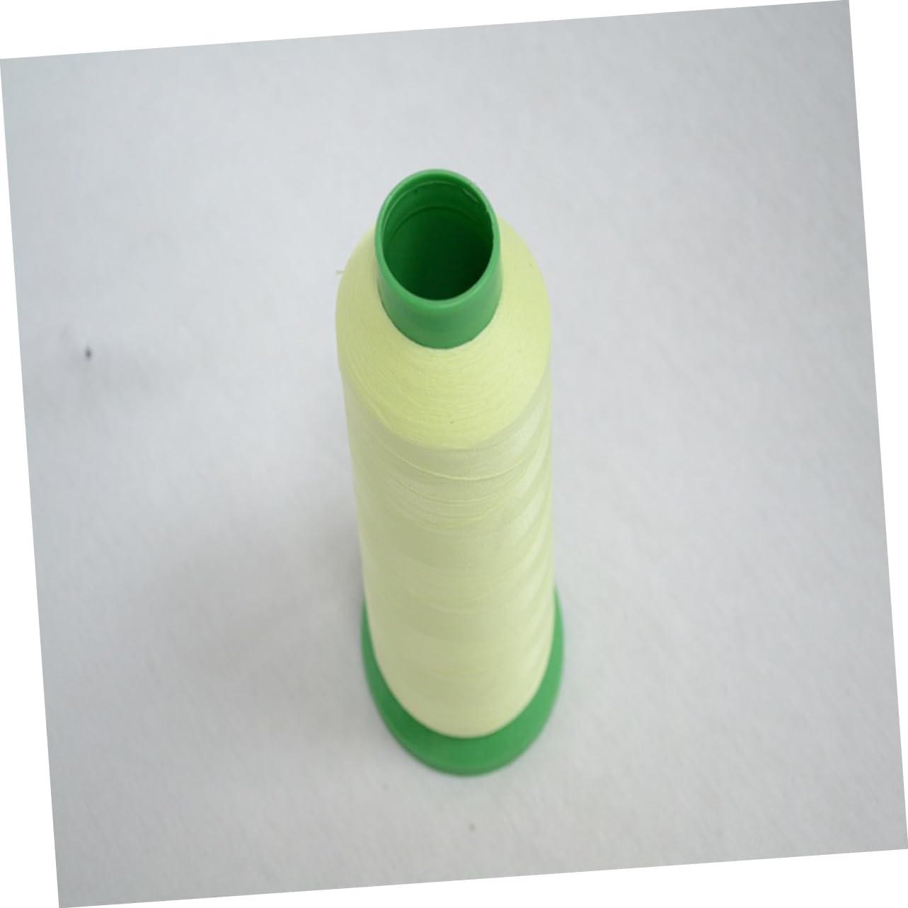Anneome Hilo de Bordar de Poliéster Luminoso Que Brilla la Oscuridad para Coser y Punto de Cruz, Flexible y Resistente, Paquete de 5 Piezas Adecuado para Manualidades Color Aleatorio
