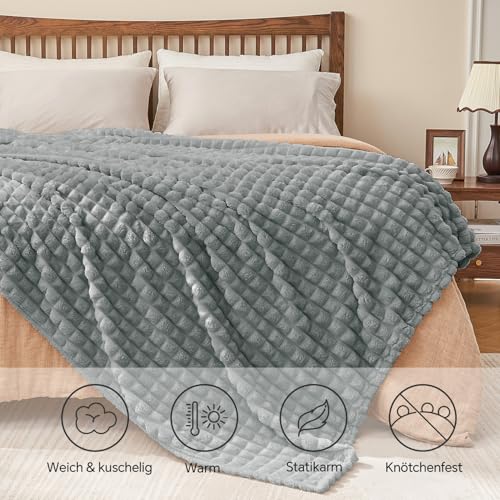 BEDELITE Kuscheldecke Flauschig Decke Klein - weiche Flanell Decken Grau 125x150 für Sofa, Deko Kariert Fleecedecke als Sofaüberwurf für Wohnzimmer, Throw Blanket Wide Use