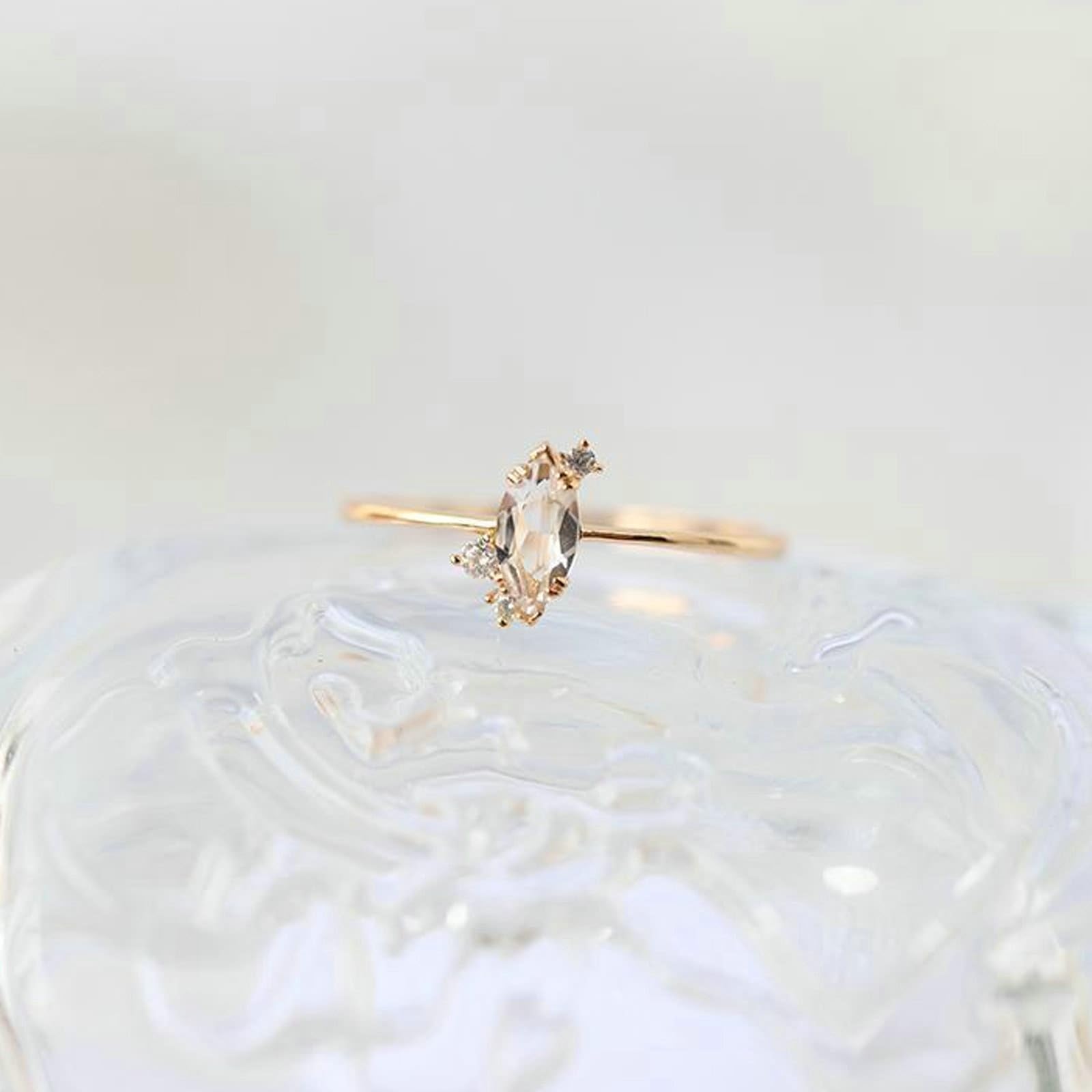 KnSam Gioiello in oro reale Au 375/585/750, anello solitario sottile con moissanite taglio marquise, anello di fidanzamento in oro giallo 9 K/14 K/18 K, misura 47-65