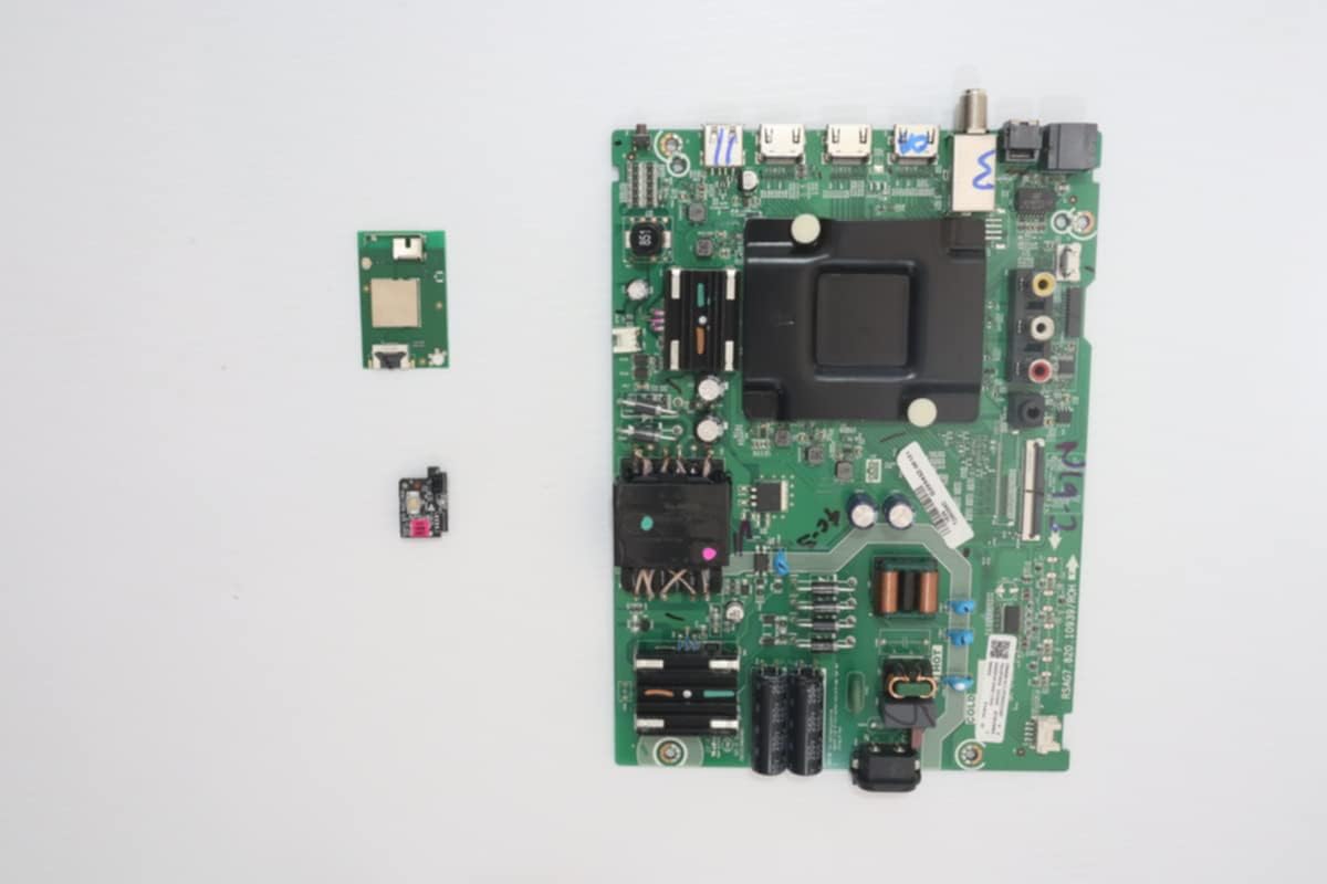 Lutema Television Repair Kit for Hisense 50R6E4 with TV Main Board + Power Supply + TCon + Cables