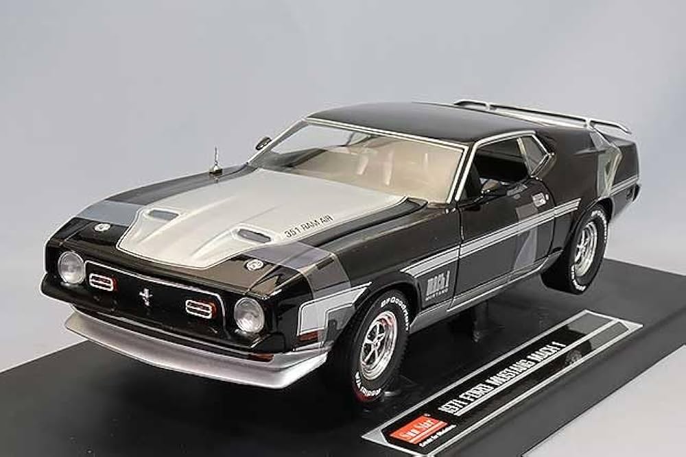 Sunstar 1/18 Ford Mustang MACH 1 1971 Raven Black : Amazon.fr