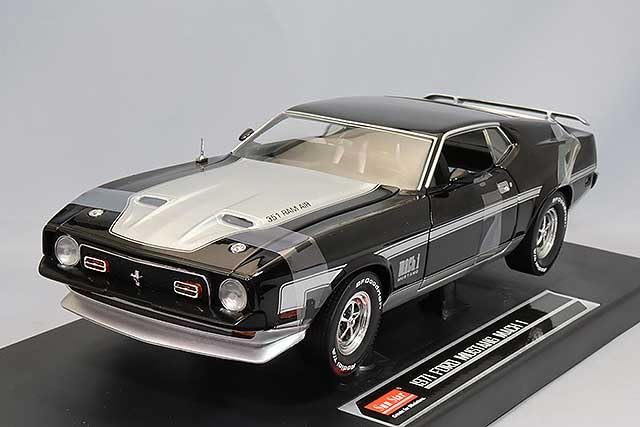 オートアート1/18 FORD MUSTANG MACH I BLACK Sunstar 1/18 Ford Mustang MACH 1 1971 Raven Black : Amazon.co.uk