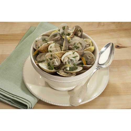 Oyster Bay Whole Cooked Clam - 17/22, 1 Pound -- 10 per case.