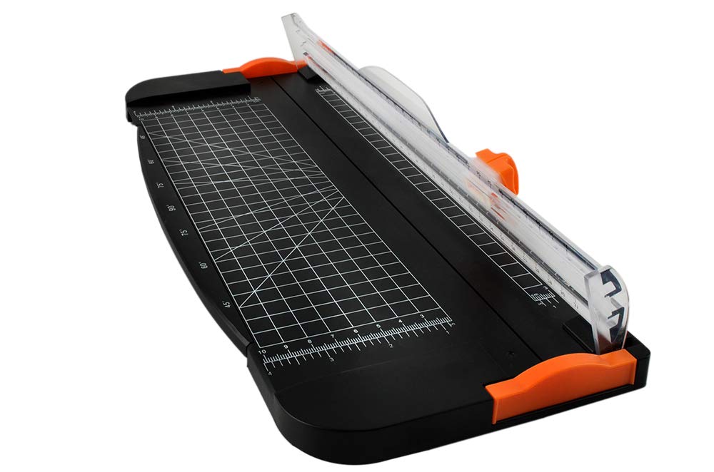 Guillotinas marca Iso Trade modelo Paper Cutting Machine 12 sheets to A3 Photo Greeting Card Finger Guard Gleitlinieal