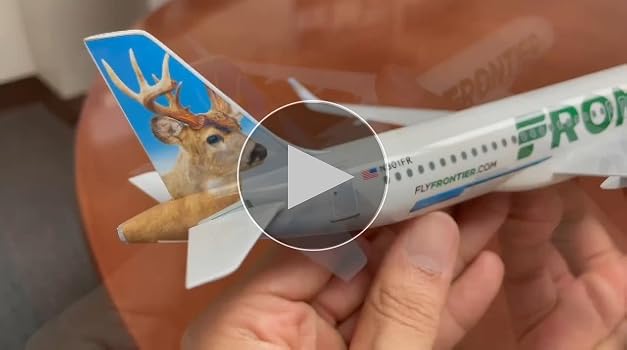 Amazon.com: Daron SkyMarks Frontier A320 Neo Wilbur The Whitetail
