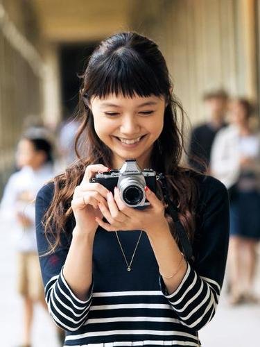 OLYMPUS ミラーレス一眼 OM-D E-M5 ダブルズームキット ブラック 1605万画素 防塵 防滴 OM-D E-M5 DZKIT BLK