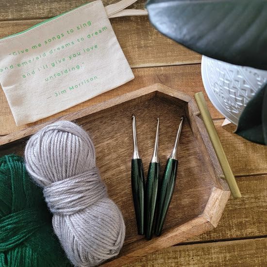 Image of Furls Crochet Hook, Odyssey Emerald Green, Nickel Plated Tip for Effortless Glide, Ergonomic Handle Crochet Hooks 7 inch (M - 8.00MM)