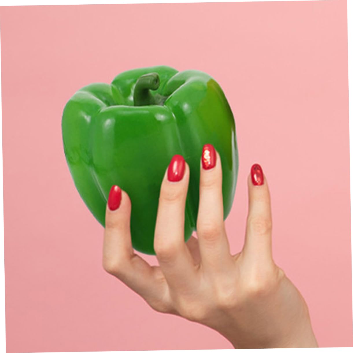 Peperone Finto Appeso Realistico In Schiuma | Decorazione Vegetale Per Cucine, Feste E Allestimenti Fotografici | Colore Rosso, Dimensioni 45 Cm | Robust E Lavabile