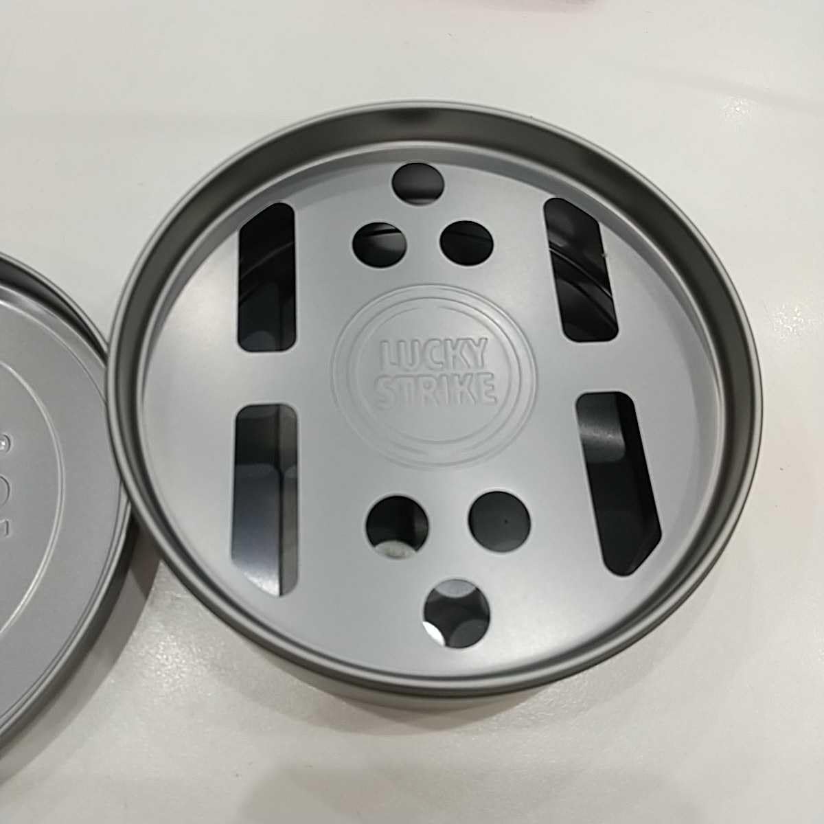 lucky strike ラッキーストライク　灰皿　小物入れ　8個 lucky strike ラッキーストライク 灰皿 小物入れ 8個 lucky strike