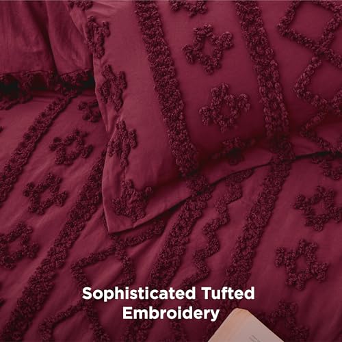 Image of Bedsure Tufted Boho Comforter Set Queen Size - Burgundy Boho Bed Set, GentleSoft 3 Pieces Farmhouse-Style Embroidery Bedding, Gifts for Woman, Soft Jacquard Kids' Queen Comforter for All Seasons