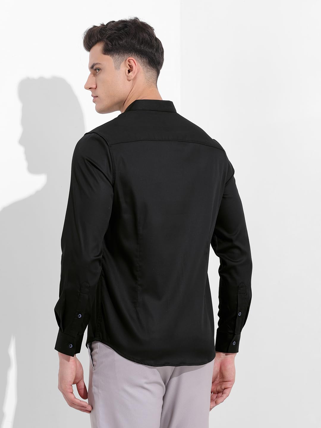 The Indian Garage Co Camicia da uomo a maniche lunghe con scollo rotondo e stampa floreale