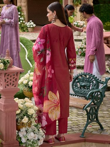Image of INDO ERA Women's Off White Silk Blend Embroidered Straight Kurta Pant And Dupatta Set (IEOUT6962)