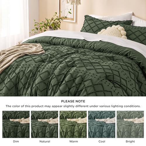 Image of Bedsure King Comforter Set - Olive Green Comforter, Boho Tufted Distressed Vintage Bedding for Kids, 3 Pieces Farmhouse-Style Bed Set for All Seasons, Fluffy Soft Bedding with 2 Pillow Shams