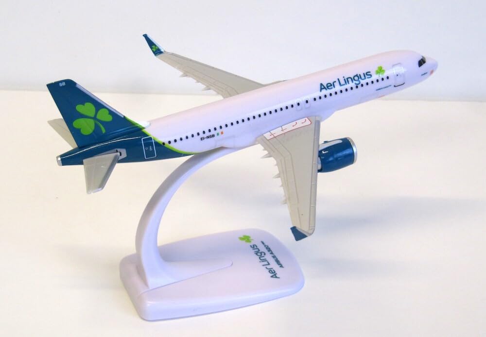 Amazon.com: PPC PP-AERLINGA320 AER Lingus Airbus A320 Neo 1:200