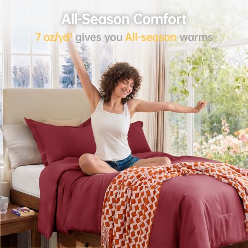 Image of MUXHOMO Twin /Twin XL Comforter Set, All Season Ultra Soft Down Alternative Bedding - 3 Piece Lightweight Bed Set Includes 1 Comforter (68 inchx88 inch) and 1 Pillow Shams (20 inchx26 inch), Burgundy Red