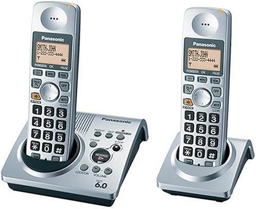 Panasonic DECT 6.0-Series Sistema telefónico inalámbrico de doble auricular con sistema de respuesta (KX-TG1032S)