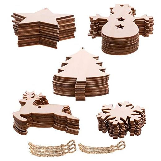 Amacoam Decoration Sapin de Noel en Bois Bricolage Arbre de Noël Ornements Pendentif Suspension Cadeaux Bois Artisanat Arbre de Noël Ornement pour Festival Décoration de Sapin de Noël Artisanat 50 Pcs