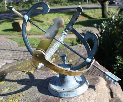 Cadran solaire en bronze