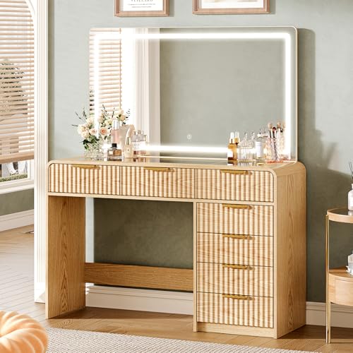 GRUTEUNIT 47.2 Makeup Vanity with 44.8 Mirror and Lights Modren Vanity Desk with 7 Drawers Vanity Table with Glass Top Dressing Table with Charging Station for Women and Girls Bedroom(Natural)