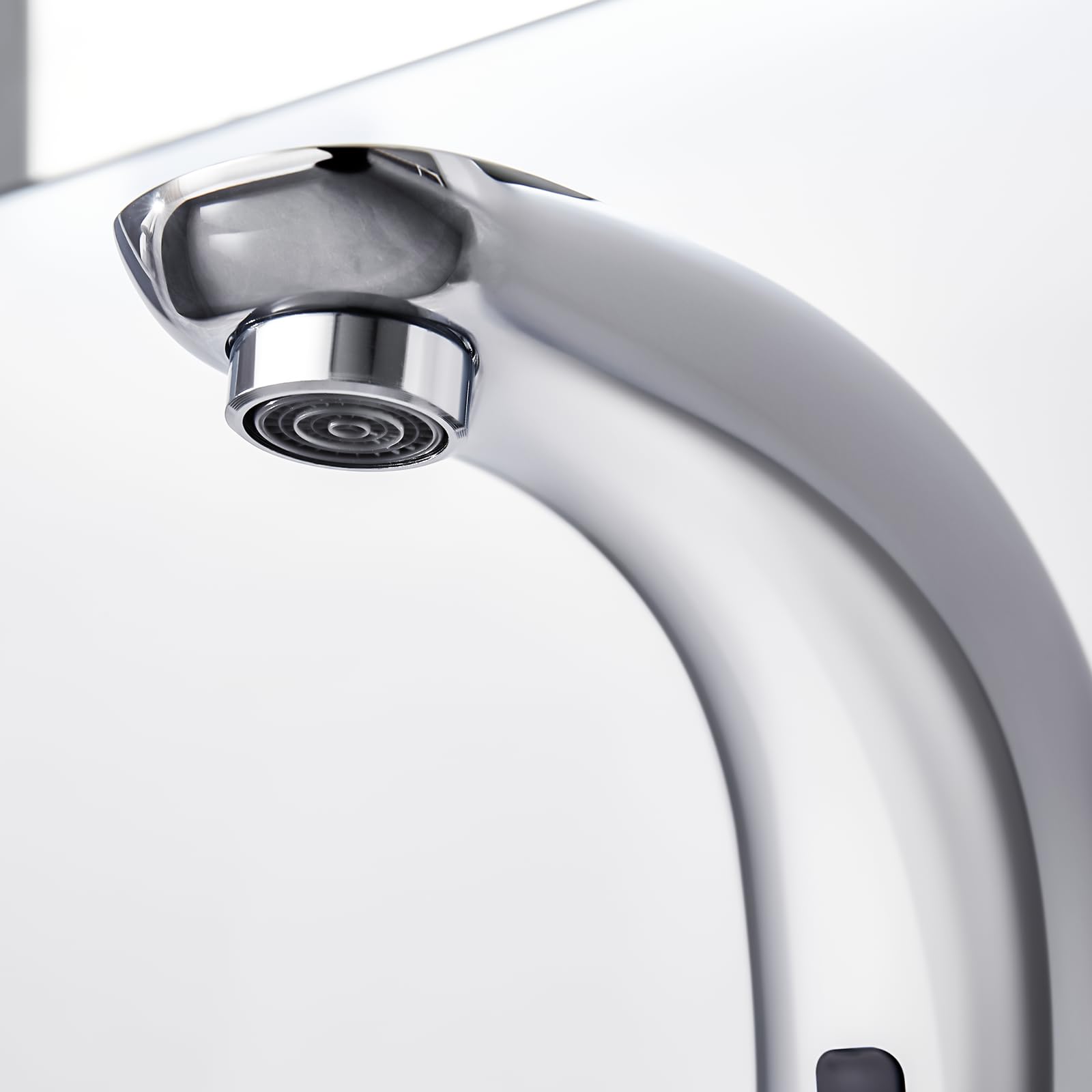 Charmingwater Grifo de lavabo de baño sin contacto, grifo de baño con sensor con tapa de agujero, apagado automático de agua, cromado