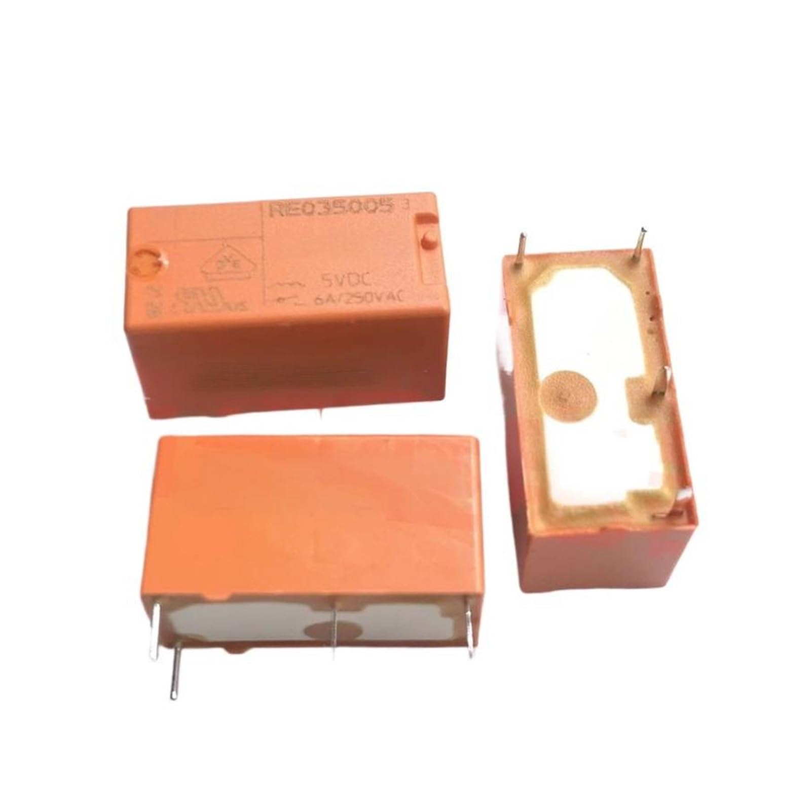 Relais RE035005 5VDC 1 pièce pour circuit imprimé et automatisme