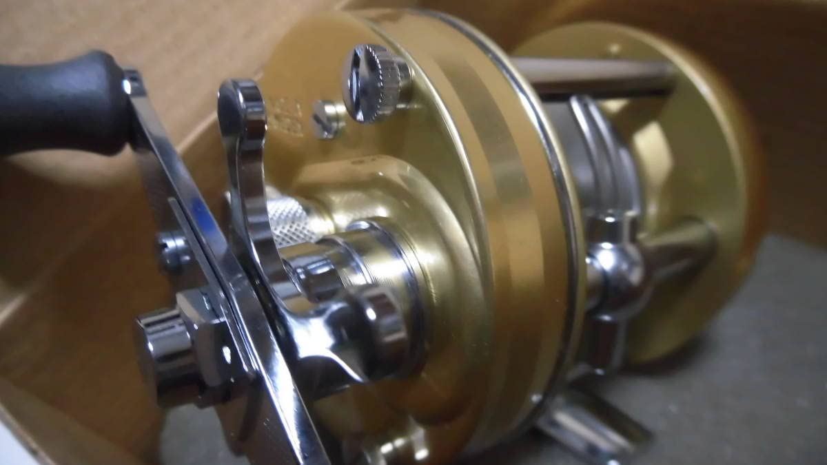 Amazon.co.jp: ABU 5500C クラッシック GOLD ゴールド アブ