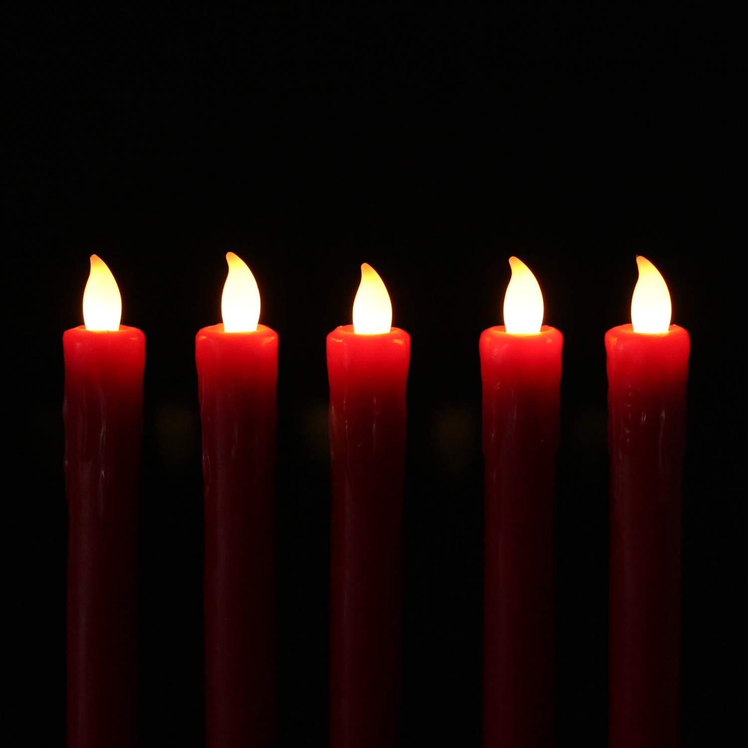 Rhytsing Set di 5 Candele a Led Rossa Coniche Cera Gocciolantecon Telecomando e Batterie, Natale Decorazione Luminosa Uso Interno H 25 cm