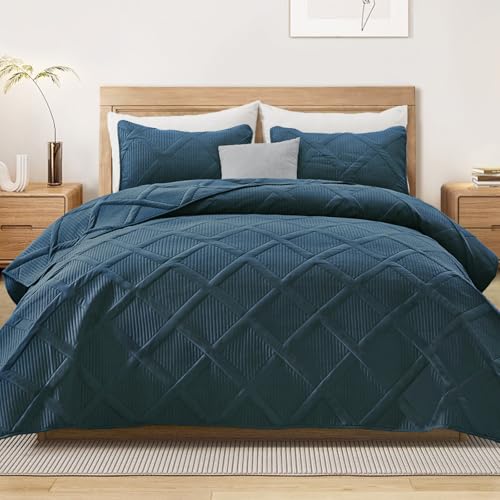 Exclusivo Mezcla 3-Piece Soft Quilts Queen Size Bedding Set, Navy Blue