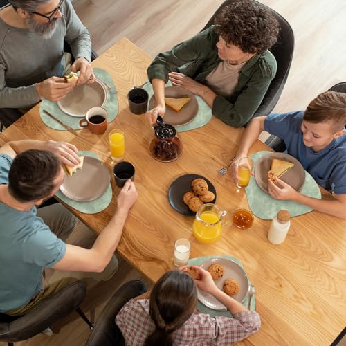 ADRIMER Round Placemats Set of 8, 13 x 17 Inch Heat Resistant & Waterproof Table Mats for Dining Table Kitchen, Washable Wipeable Placemats for Christmas Decor, Green by ADRIMER - Used condition - Image 7