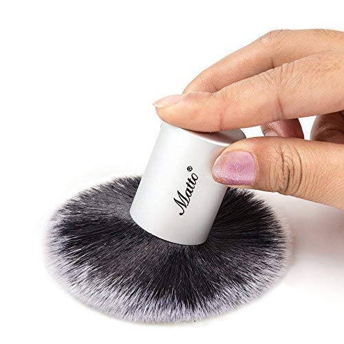 Matto Kabuki Brush for Powder Mineral Foundation Blending Blush Buffing Makeup Brush 1 Piece