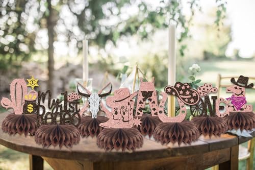 Centros de mesa de vaquera para mesas que solucionan la decoración rápida de cumpleaños 4