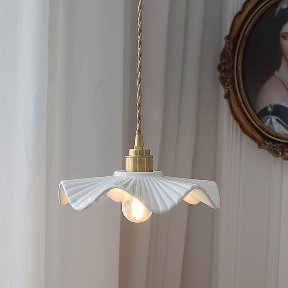 TRIVIDHA Suspension Céramique Blanche Plissée Îlot Cuisine Luminaire Suspendu Nordique Mini Lustres Cuivre Plafonniers pour Îlot De Cuisine Salle Manger Chambre Coucher, Éclairage Suspendu