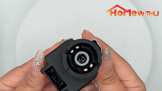 Amazon.com: Xenon HID Headlight Igniter Bulb Socket for Mitsubishi