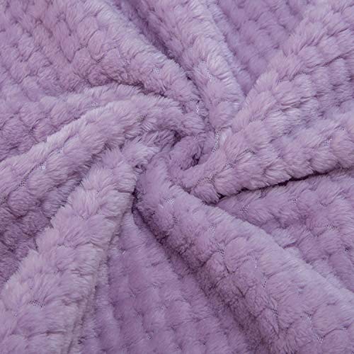 Image of Iris Warm Soft Fuzzy Dog, Cat, Pet Blanket - Plush Fleece Throws for Bed, Couch, Sofa, Travel (S /24 inch x 32 inch)
