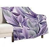 Dimensions : Disponible en 3 tailles (125 x 100 cm, 150 x 125 cm et 200 x 150 cm), cette couverture polyvalente est parfaite pour se blottir sur le canapé, agrémenter votre literie ou ajouter une touche cosy à votre chambre étudiante.