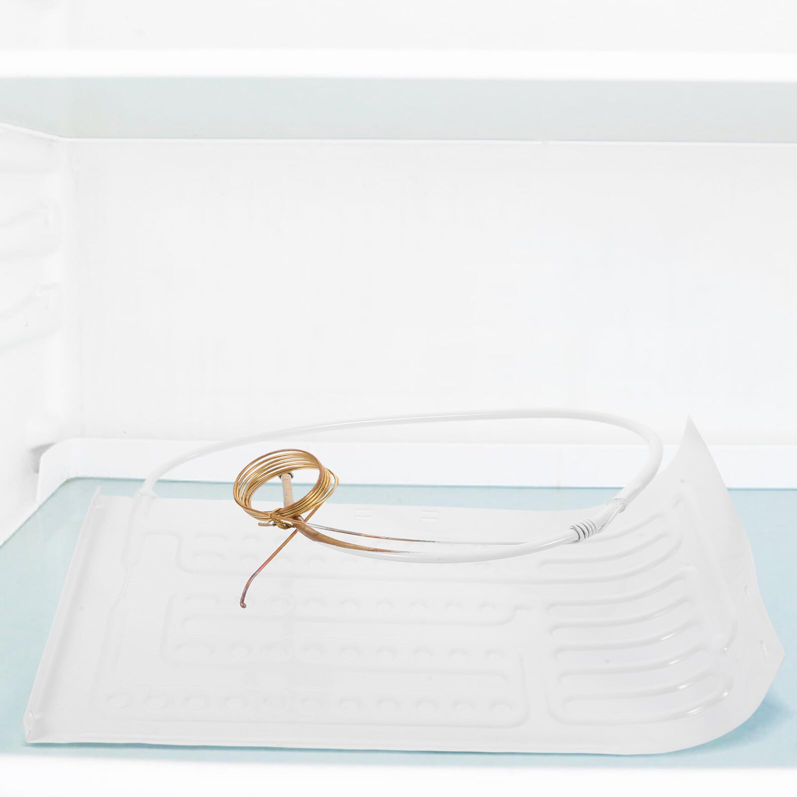 COLLBATH Evaporatore Pannello in Alluminio per Frigorifero, Piastra di Raffreddamento Precisa e Silenziosa, Accessorio per Congelatore e Armadio la Conservazione Alimentare
