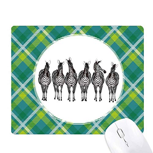 Tapis de souris pixel grille verte avec un design animal Pinto original