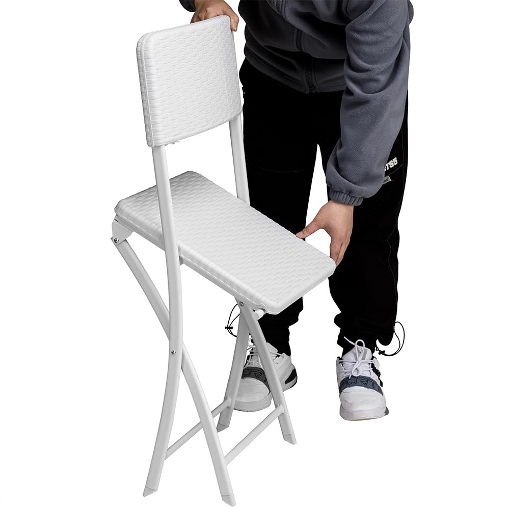 BAKAJI Set 2 Sedie Pieghevoli Salvaspazio Arredamento Esterno Giardino con Seduta e Schienale in Polyrattan e Struttura in Acciaio Design Moderno Dimensione 54 x 44,5 x 81 cm (Bianco)