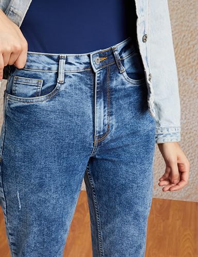 Image of Amazon Brand - Symbol Women's Loose Flared Jeans | Mid Rise | Cotton Blend Stretch | 5-Pocket (Available in Plus Sizes)