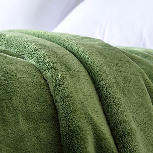 Couverture de velours marine contre le froid du lit et sofa - 3