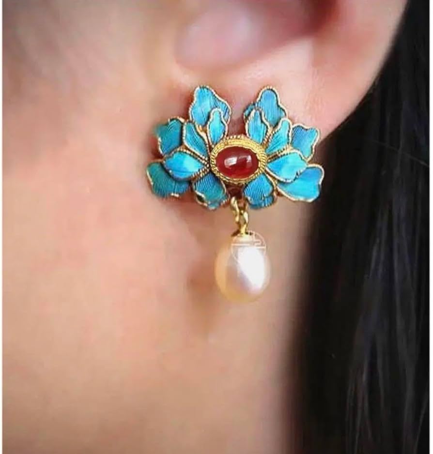 牡丹のピアス漢服シノワズリ陳情令魔道祖師天官賜福山河令薬屋のひとりごとロータス袴 牡丹のピアス漢服シノワズリ陳情令魔道祖師天官賜福山河令薬屋